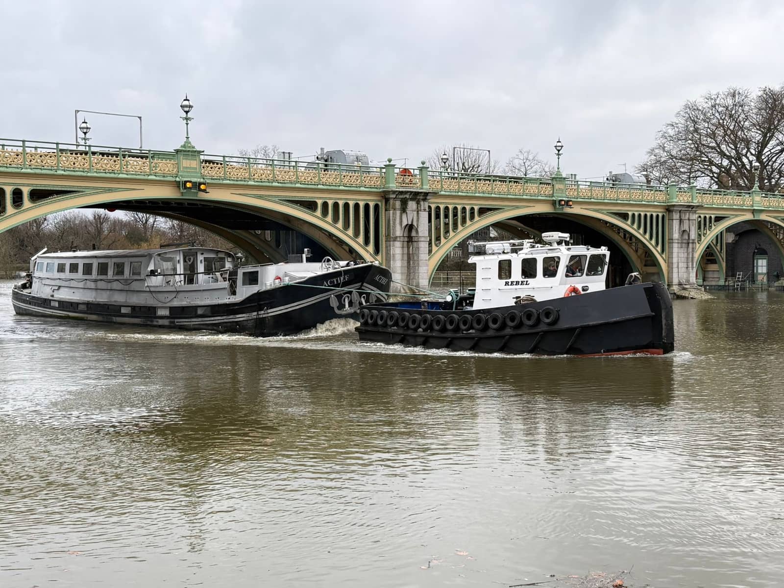 Marine Towage & Tug Services
